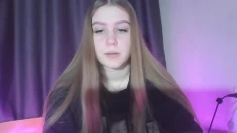 honey_lolaaa online show from 11.21.25