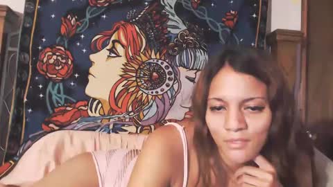 Snapshot of honey_raynes chatting on 12.14.24 honey_raynes online show from 12.14.24