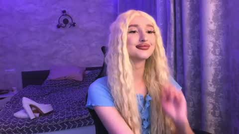 honey_sunset online show from 09.14.25