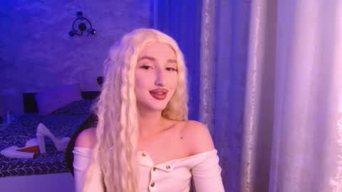 honey_sunset online show from 10.16.25