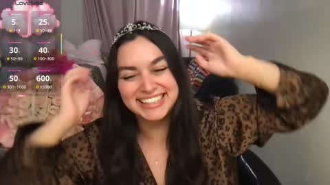 Tia online show from 11.07.25