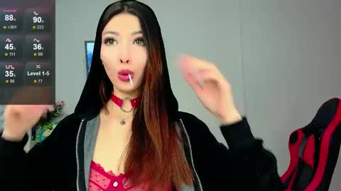 Snapshot of honey_yani chatting on 02.08.25 yani online show from 02.08.25