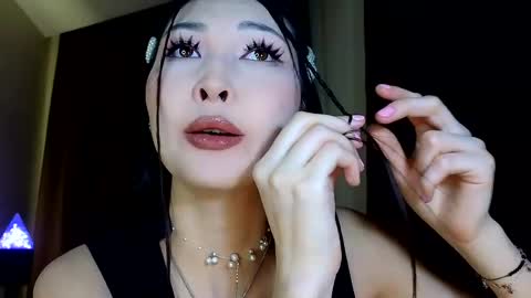 yani  online show from 04.04.26