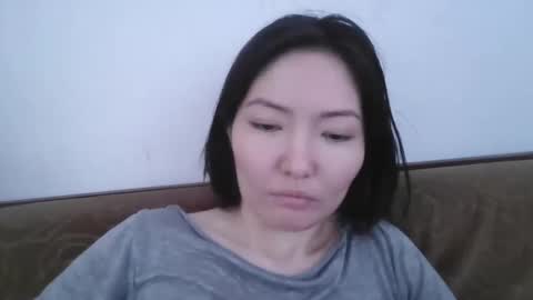 Snapshot of honey_yuzu chatting on 06.01.26 honey_yuzu online show from 06.01.26