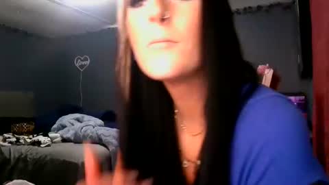 honeybabiii6969 online show from 02.18.26