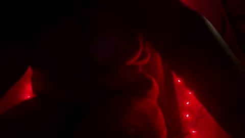 honeybeexo12 online show from 01.20.25