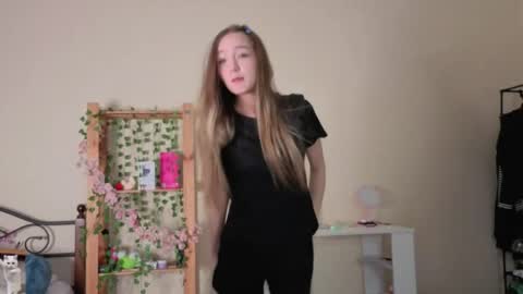 Masha online show from 04.18.26
