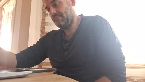 Snapshot of honeydaddyforyou chatting on 11.27.25 honeydaddyforyou online show from 11.27.25