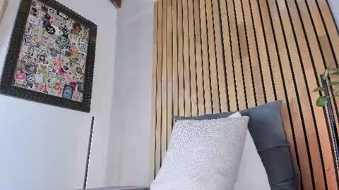 Snapshot of honeyhot69__ chatting on 07.07.26 Sofia independent model online show from 07.07.26