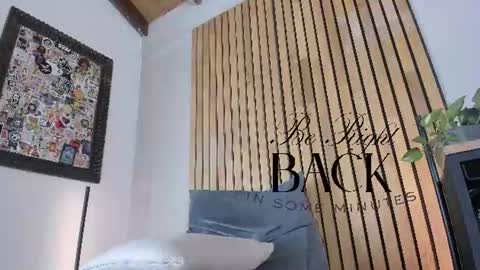 Snapshot of honeyhot69__ chatting on 07.27.26 Sofia independent model online show from 07.27.26