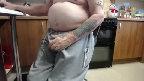 honeymaster290 online show from 12.16.25