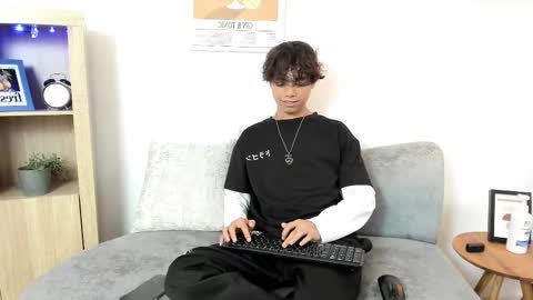 Snapshot of honeymoon_sariel chatting on 09.10.25 honeymoon_sariel online show from 09.10.25