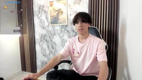 Snapshot of honeymoon_sariel chatting on 09.12.25 honeymoon_sariel online show from 09.12.25