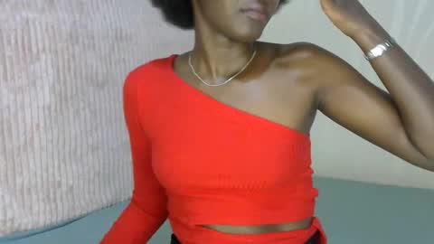 Snapshot of honeypie78 chatting on 09.11.25 Becky online show from 09.11.25