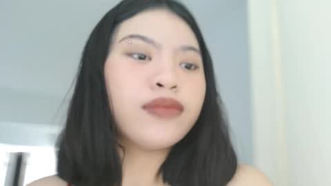 Snapshot of honeysakurahouse chatting on 12.15.25 SAKURA online show from 12.15.25