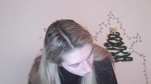 honeyveil online show from 01.12.26