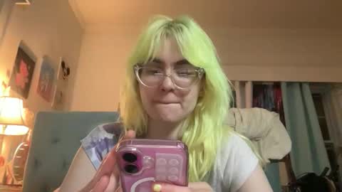 Snapshot of honeyxlimbed chatting on 02.19.26 Emi Rose online show from 02.19.26