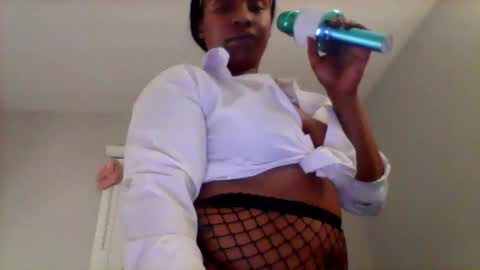 Snapshot of honnievu chatting on 02.03.26 honnievu online show from 02.03.26