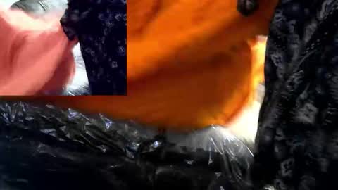 hoodwoodlee online show from 10.28.25