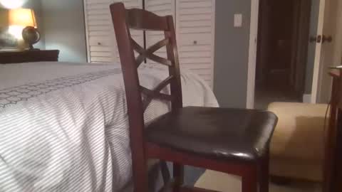 hooshung_mvers8 online show from 10.25.25