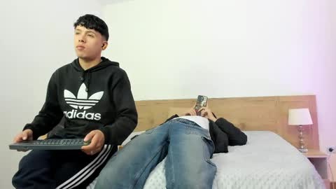 hoot_booys_ online show from 02.15.26