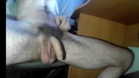 Snapshot of hoover2k chatting on 05.04.26 c2c online show from 05.04.26