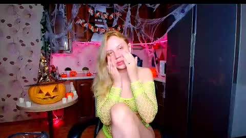 hope happyyy online show from 10.31.25