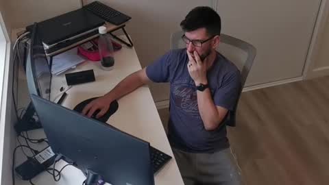 hopefulguy86 online show from 10.02.25