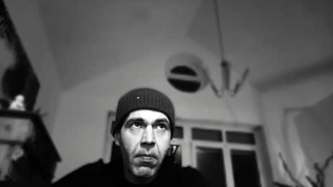 Snapshot of hoppe78 chatting on 12.01.25 hoppe78 online show from 12.01.25