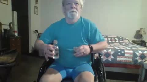 Snapshot of hormonemonster27 chatting on 01.02.25 Hormone Monster online show from 01.02.25