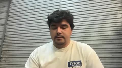 Snapshot of horneenbored chatting on 10.26.25 horneenbored online show from 10.26.25