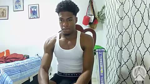 Snapshot of horneyguy2399 chatting on 01.04.25 sugarbaby online show from 01.04.25