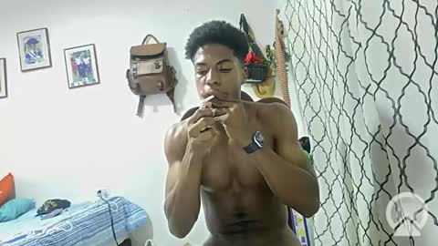 Snapshot of horneyguy2399 chatting on 01.11.25 sugarbaby online show from 01.11.25