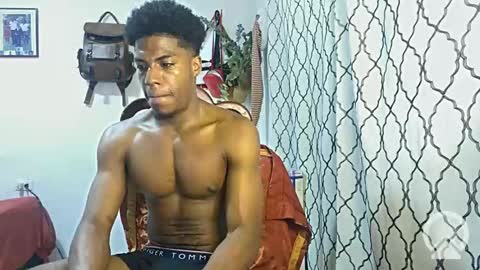 Snapshot of horneyguy2399 chatting on 01.25.25 sugarbaby online show from 01.25.25