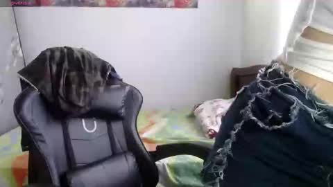 Snapshot of horny_and_daring chatting on 05.29.26 horny and daring online show from 05.29.26