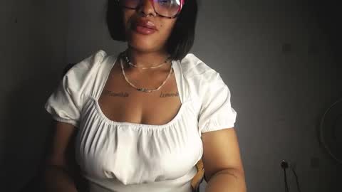horny_ebonygirl_ online show from 05.20.26