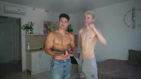 Extaz Athrey Howard online show from 03.24.26