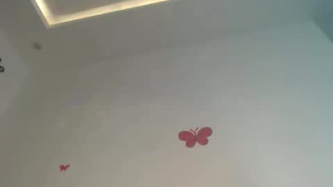 Iris online show from 03.31.26