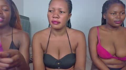 horny_lainie online show from 10.09.25