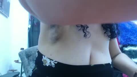 Snapshot of horny_mommy17 chatting on 02.26.25 armina online show from 02.26.25