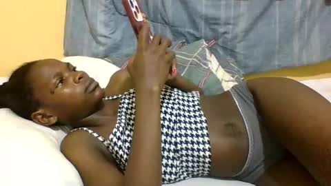 Snapshot of horny_mummie chatting on 02.28.25 andalia online show from 02.28.25