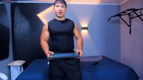 horny_nick18 online show from 04.08.26