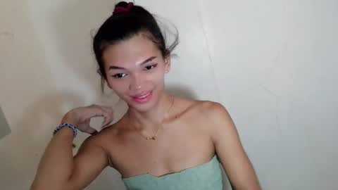 Rhiana online show from 06.17.26