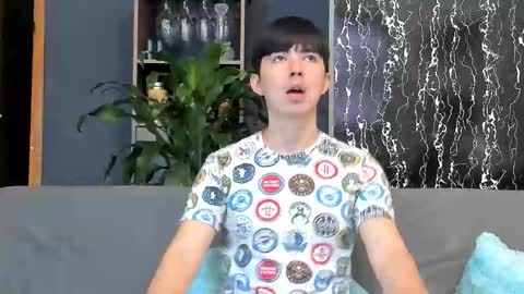 Alex and Camilo online show from 10.11.25