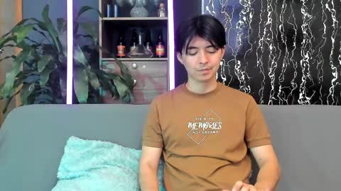 Alex and Camilo online show from 04.12.26