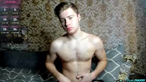 Snapshot of hornyblondieboyy chatting on 02.01.26 Max online show from 02.01.26