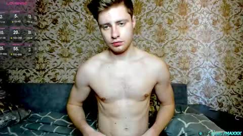Snapshot of hornyblondieboyy chatting on 03.15.26 Max online show from 03.15.26