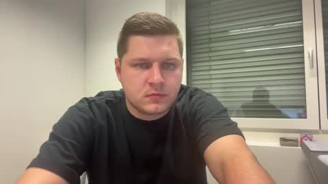 Snapshot of hornyboy95300 chatting on 01.08.25 hornyboy95300 online show from 01.08.25