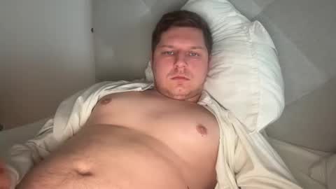 Snapshot of hornyboy95300 chatting on 02.25.25 hornyboy95300 online show from 02.25.25