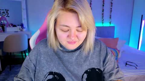 HornyCakee online show from 04.08.26